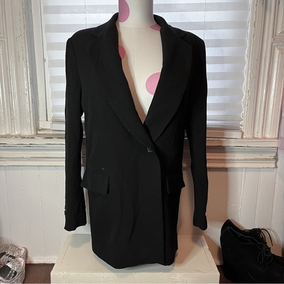 Mo & Co Black Blazer - Picture 1 of 9